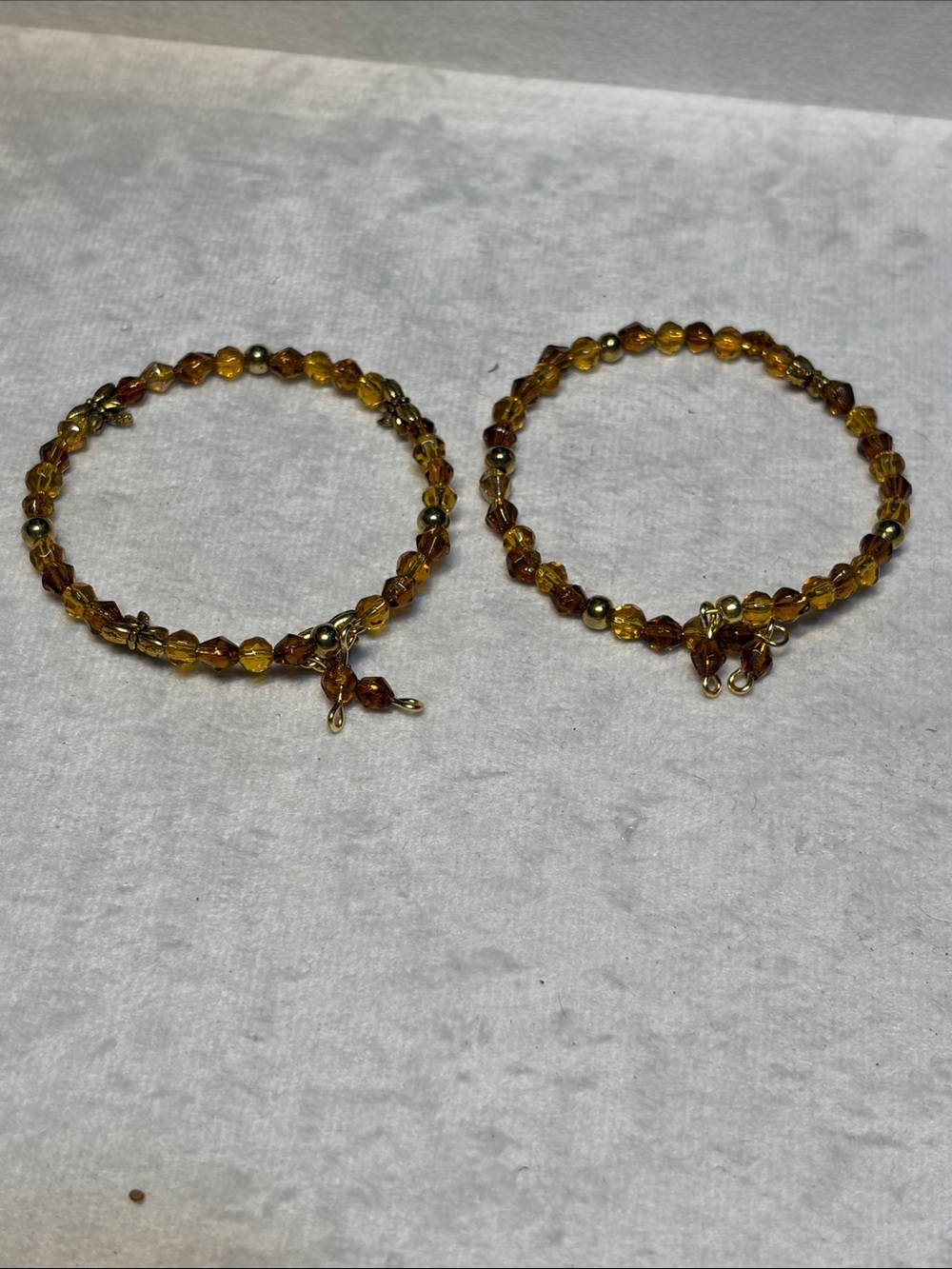 Memory Wire Amber Bead Bracelet - Yellow Gold Tone